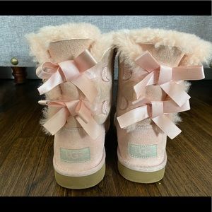 Ugg Bailey Button Boots Size 2